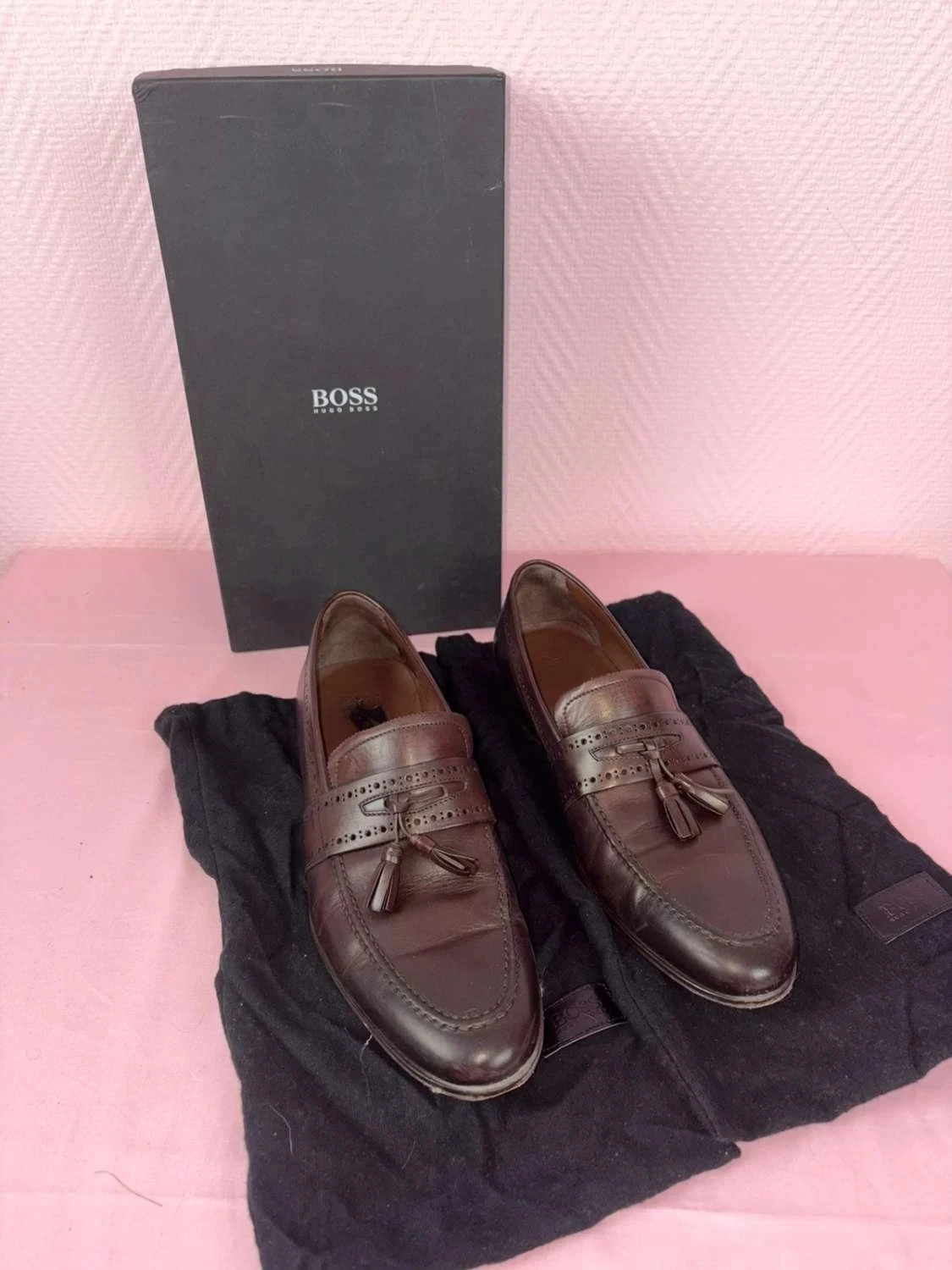 mocassins homme hugo boss en cuir marron à pampilles homme taille 42 avec boîte